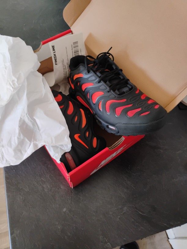 Men's Nike Air Max Drift Volcano 9.5 Size