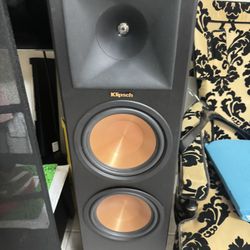 Klipsch Speakers Plus Subwoofer 