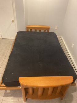Great Price For Your Queen Size Solid oak wood Futon