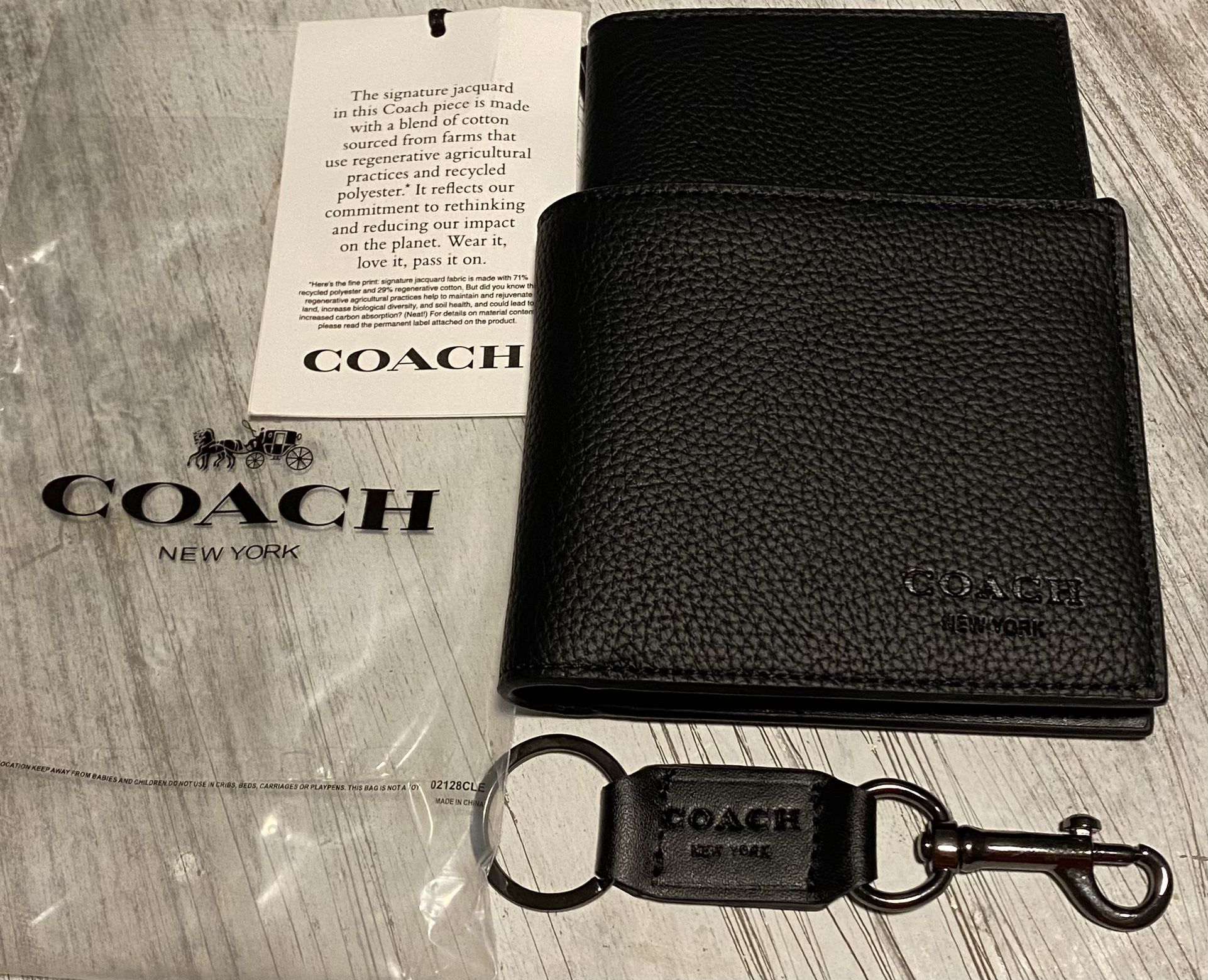 Coach Wallet Keychain And Card Holder