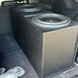 12in Subwoofer W/box , And 2000 W Amplifier 