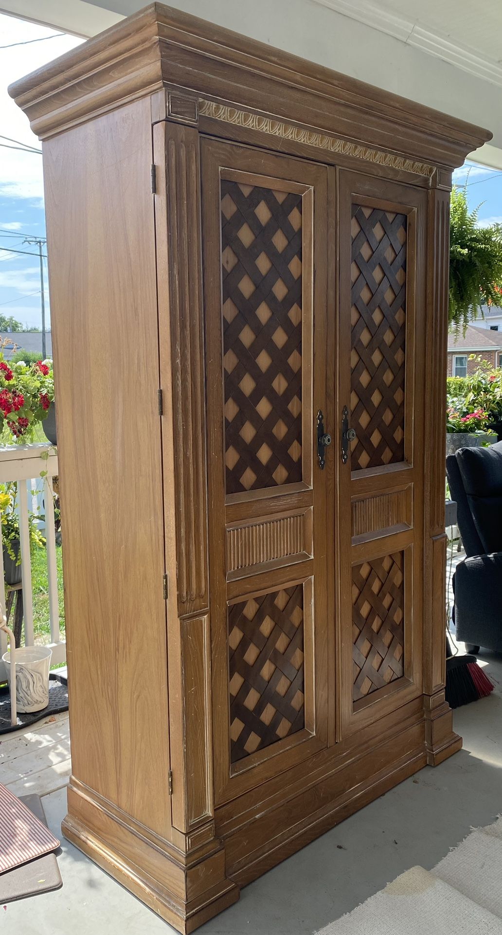 Drexel Heritage Bel Air Collection Armoire, Hutch