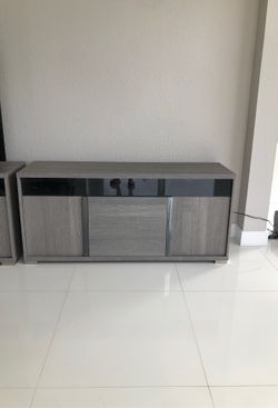 Entertainment Unit with Cabinets