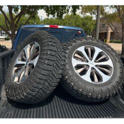 Set of 4 – Brand New 35” Grappler