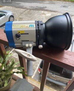 JTL Strobe Great For Flash  Photographers 