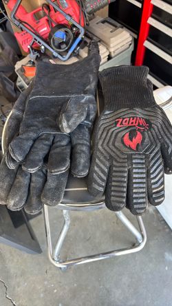 Camping Gloves $5