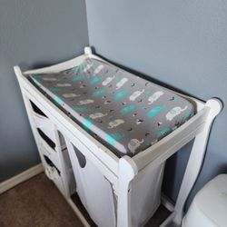 baby changing table