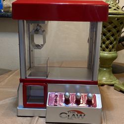 Mini Claw Machine
