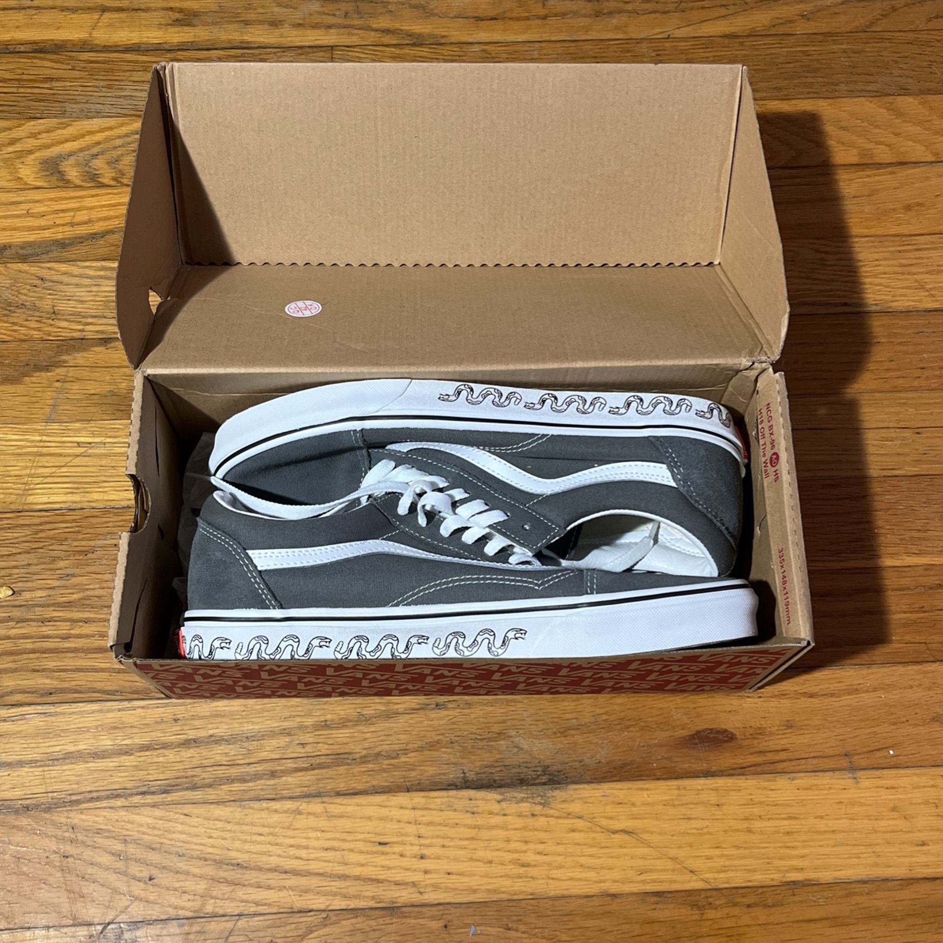 Old School Vans Size 10