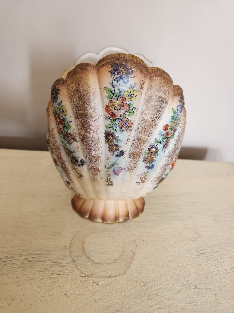 Antique Vase Porcelain Abington Flower Hand Painted USA Gold Trim