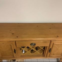 Buffet Wine Rack