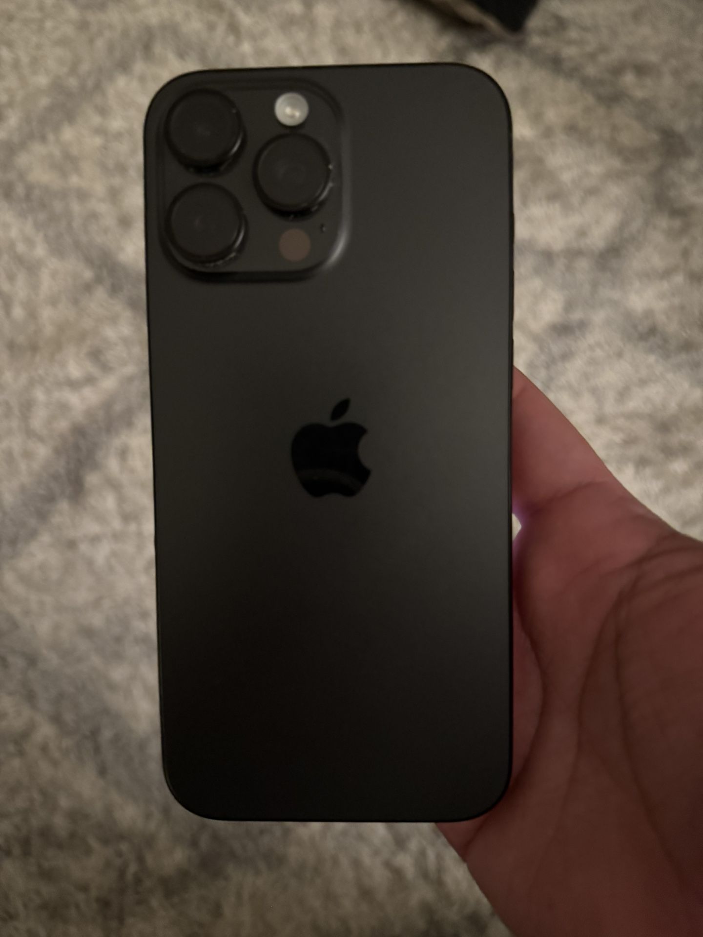 iPhone 16 Pro Max Black Titanium T-Mobile Metro Pcs Paid Off 256gb