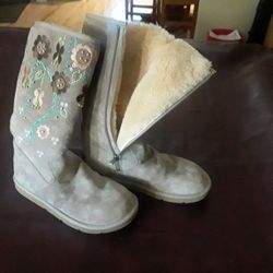 Ugg,  Zip Up Embroidered Boots 