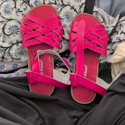 Brand New Saltwater Sandles