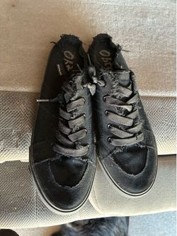 Women slip on size 9