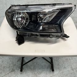 2019-2023 ford ranger right passenger side headlight