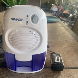 Mini Dehumidifier 