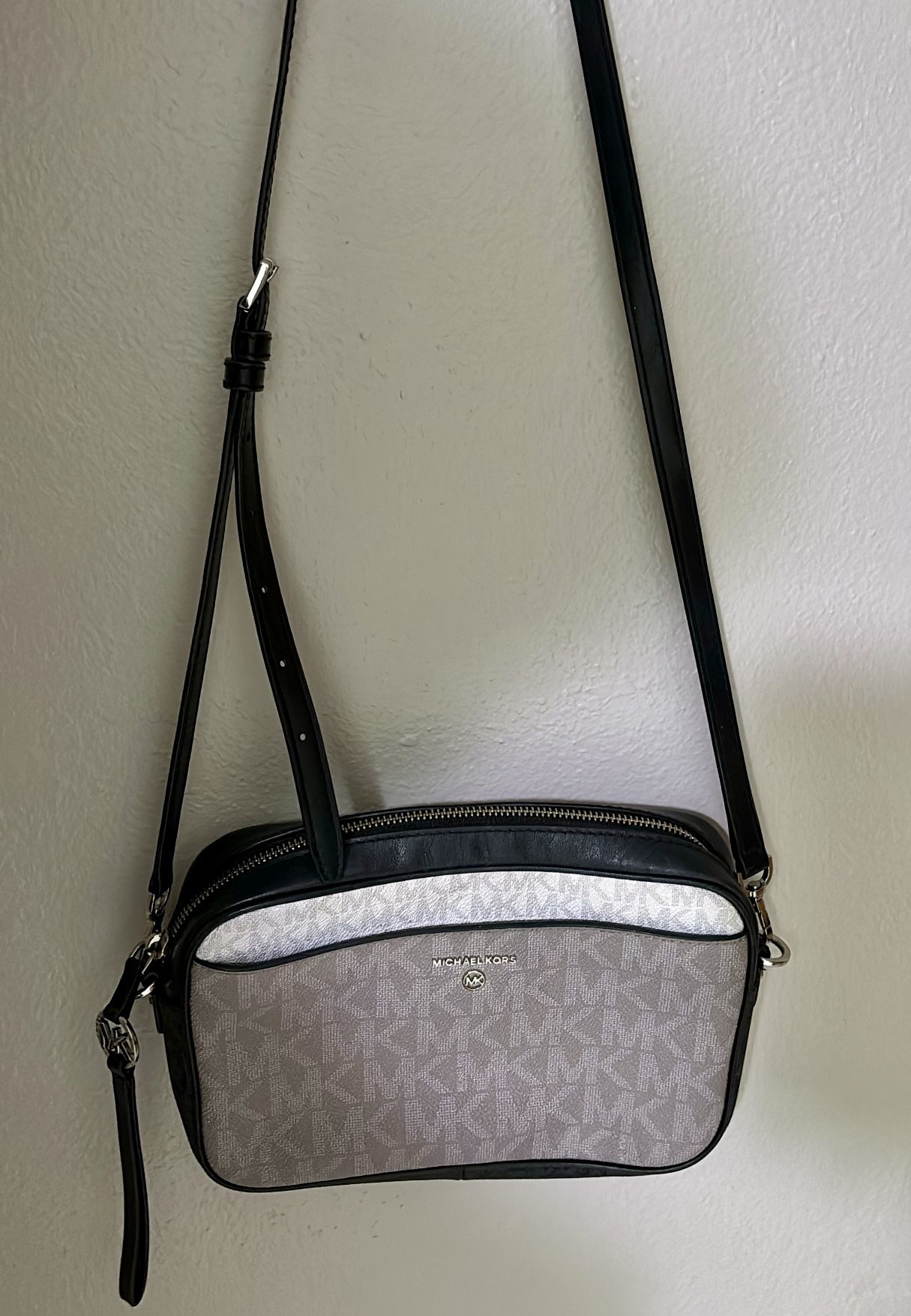 Michael Kors Crossbody Purse