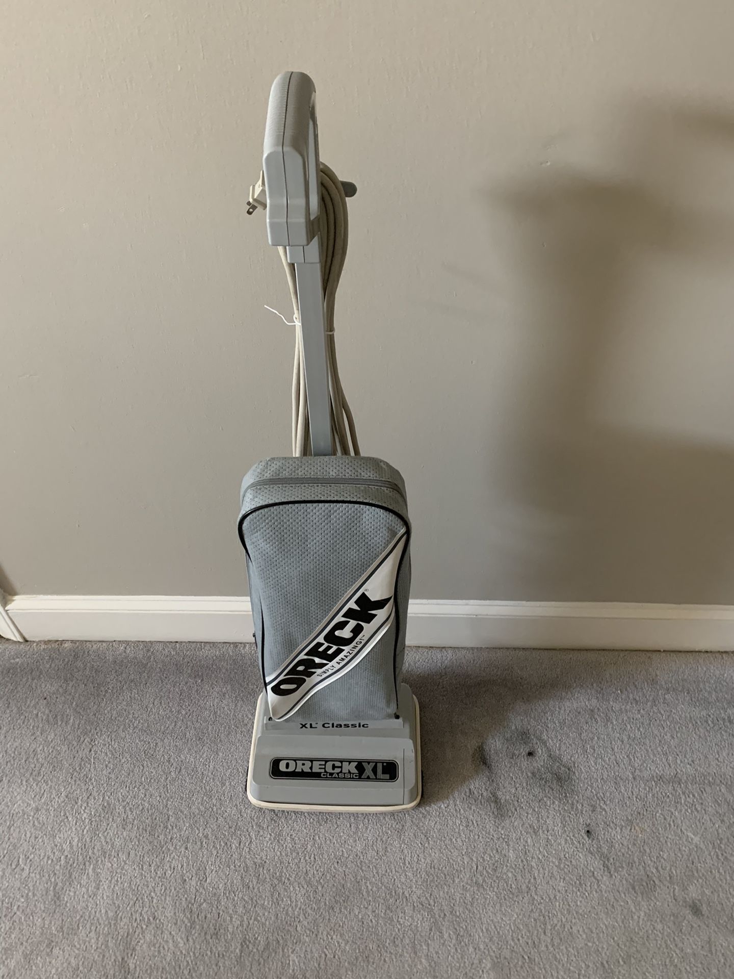 Used Oreck XL Classic “Simply Amazing’ Vacuum