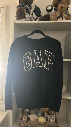 Women's Gap Sweatshirt