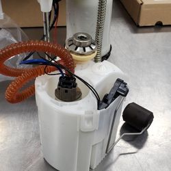 Bmw Fuel Pump 2012-2018..2 Series, 3 Series, 4 Series. 4cyl & 6cyl Engines