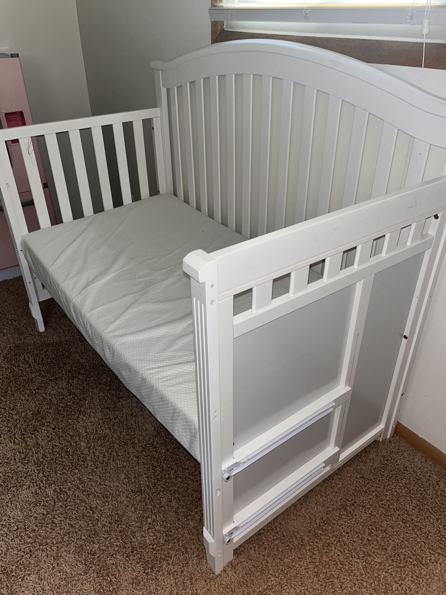 Convertible Toddler Bed