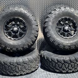 30x9.5-14 On Beadlocks For Canam Maverick Defender Kawasaki Teryx 