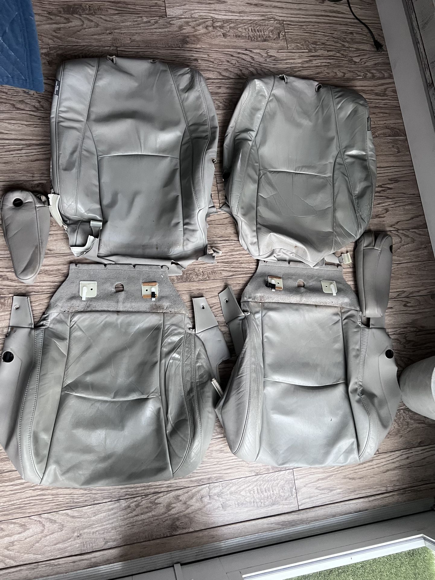 Rx330 / Rx350 Front Leather Seat Covers