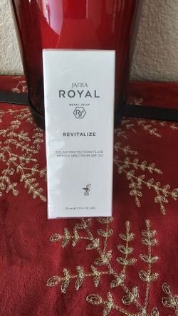 Jafra Royal Jelly Solar Protection Fluid Broad Spectrum SPF 50 1.7 fl. oz