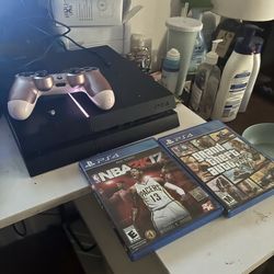 Ps4 bundle with 2 games