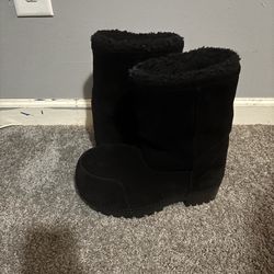 Balenciaga Alaska Boots