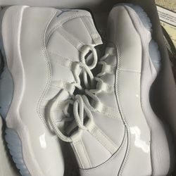 Jordan 11s