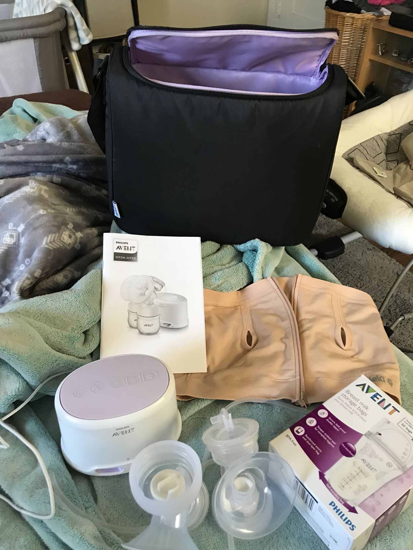 Avent Double Electric Breast Pump Package