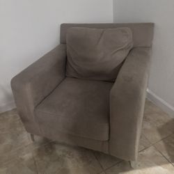 Free Living Room Set + Table 