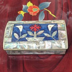 Small Alpaca Mexico Abalone Vintage Trinket/Jewelry Box,