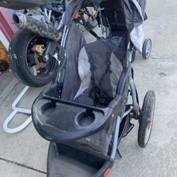 FREE STROLLERS-please Only Message When You Are Ready To Pick Up Now.