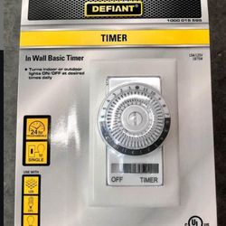 NEW / UNUSED Defiant brand in wall outlet timers 24hrs on/off setting timer timers 10 available.