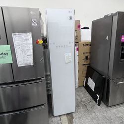 LG CLOSET STEAM CLOSET