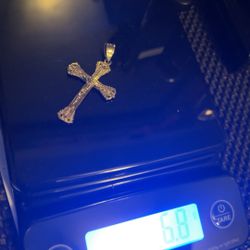 14k Gold Pendant 