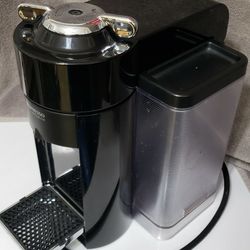 Nespresso Vertuo.  (Coffee Maker )