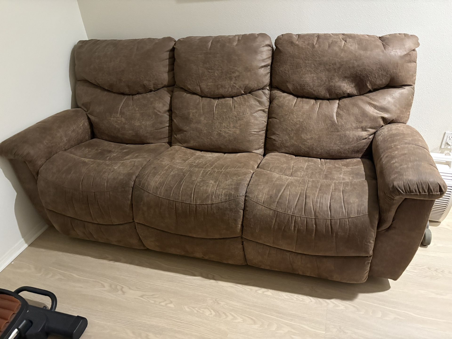 Double Recliner Couch