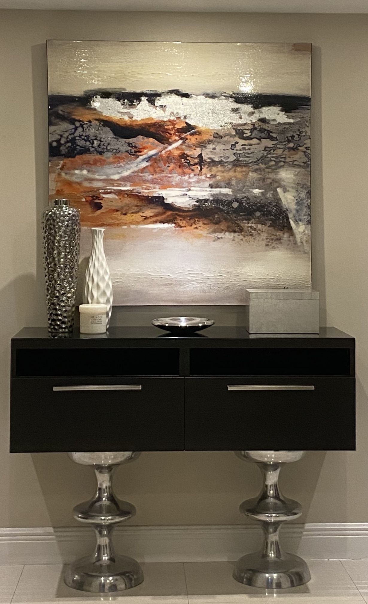WALL UNIT
