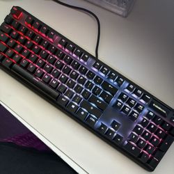 SteelSeries - Apex 5 Full Size Gaming Keyboard with RGB Backlighting
