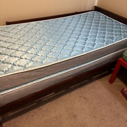 Bunk Bed Frame And Mattresses 