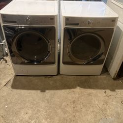 Kenmore elite stackable washer and gas dryer