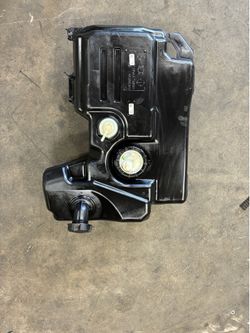 RZR Xp1000 fuel tank
