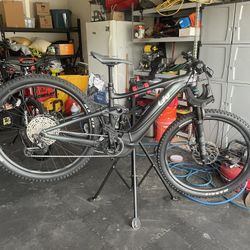 E-bike With Fox Suspension 