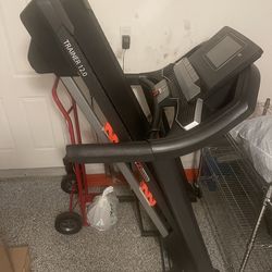 Pro form trainer 12.0 Treadmill
