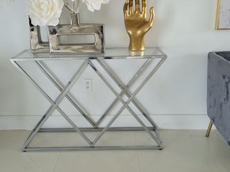 Console table
