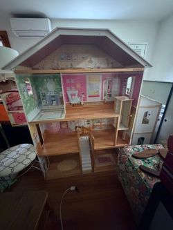 Doll house